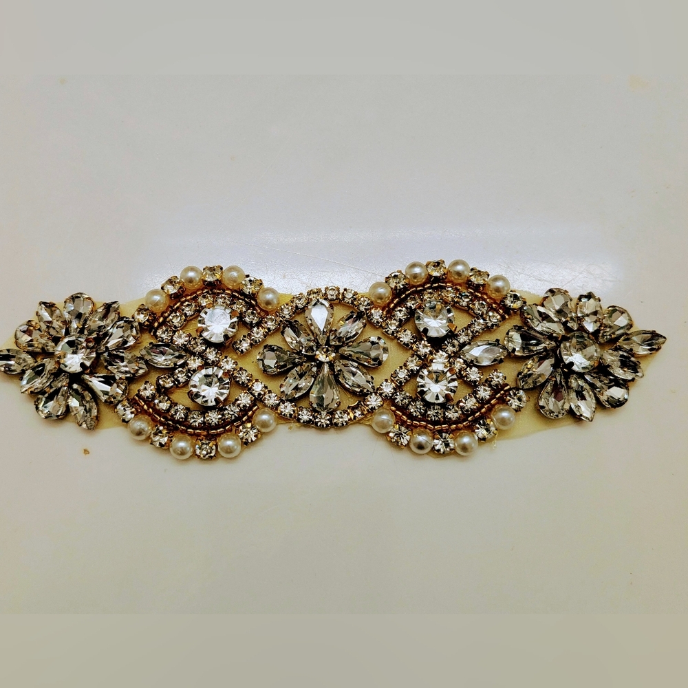 Elegant Gold and Silver Floral Hair Clip Wedding Sash Ribbon Kit